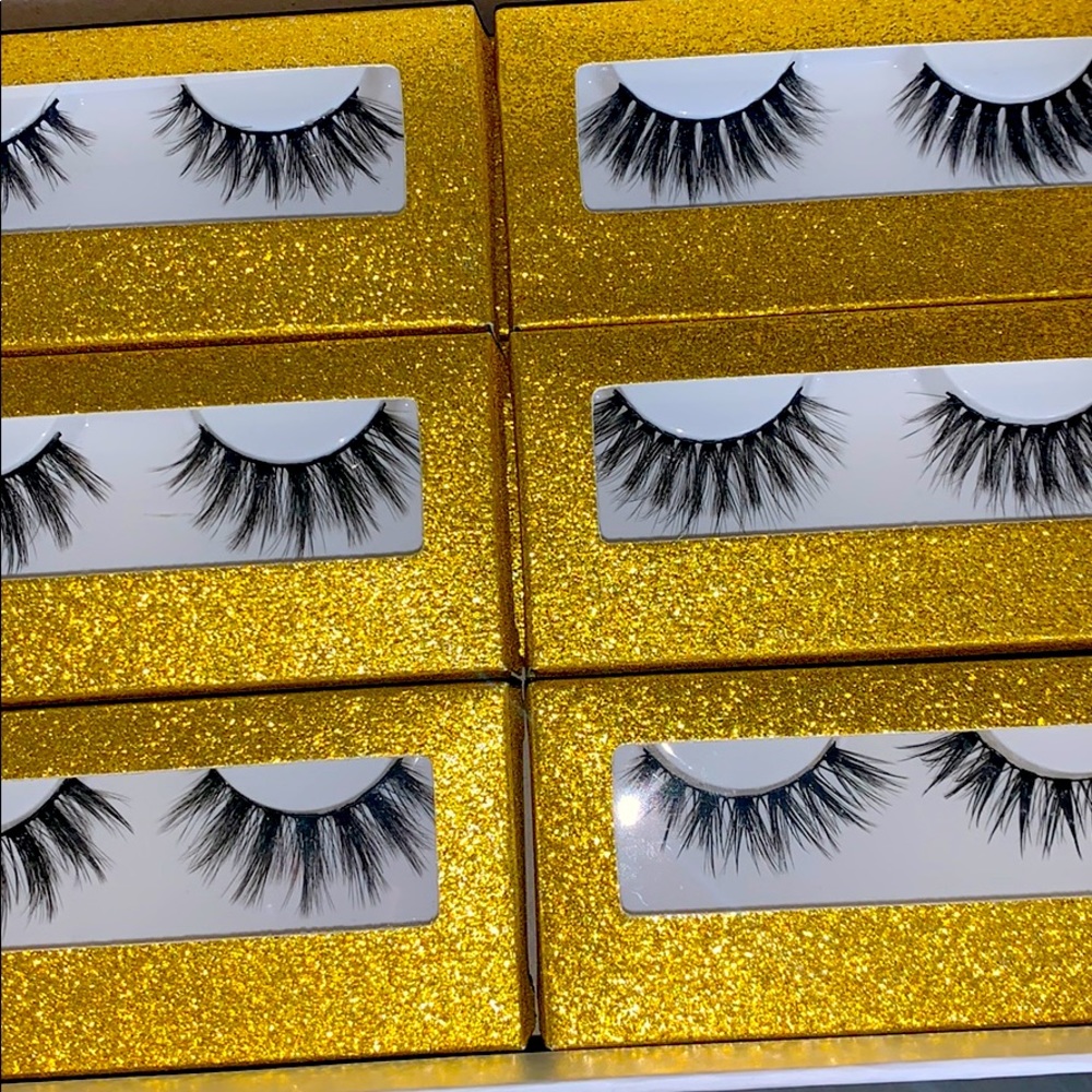 Lashes!!!